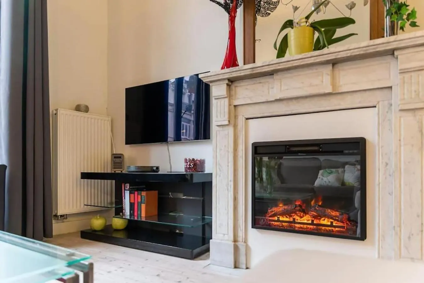 Spacious 7-Bed House In Oostende City 0*, Ostend
